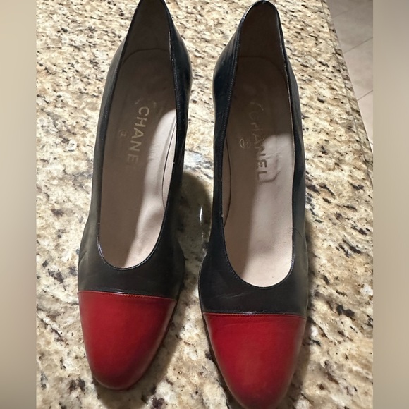 RARE! 🌸CHANEL SHOES🌸 - Picture 4 of 10